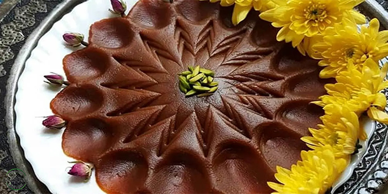 طرز تهیه حلوای شیره خرما