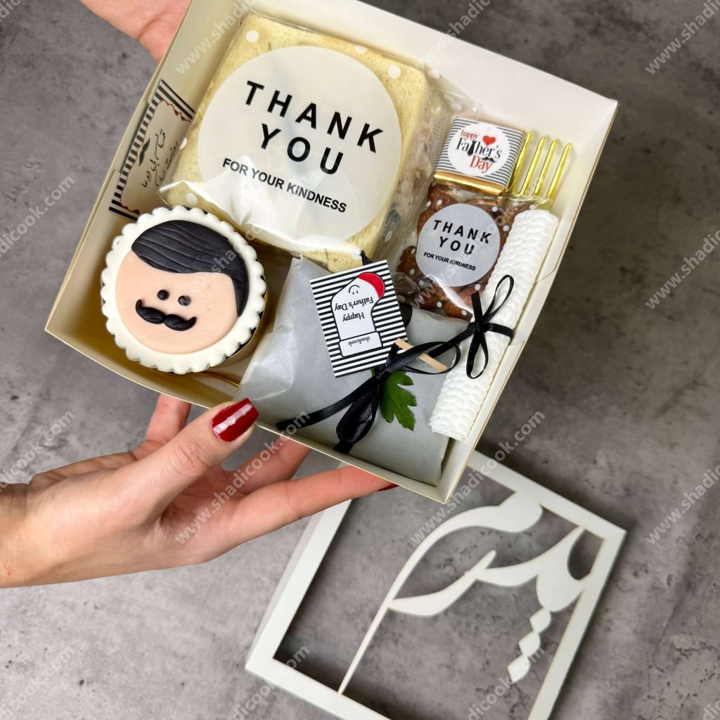 اقلام داخل پک روز پدر